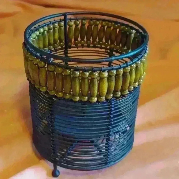 Beaded candle holder - Picture 1 of 3